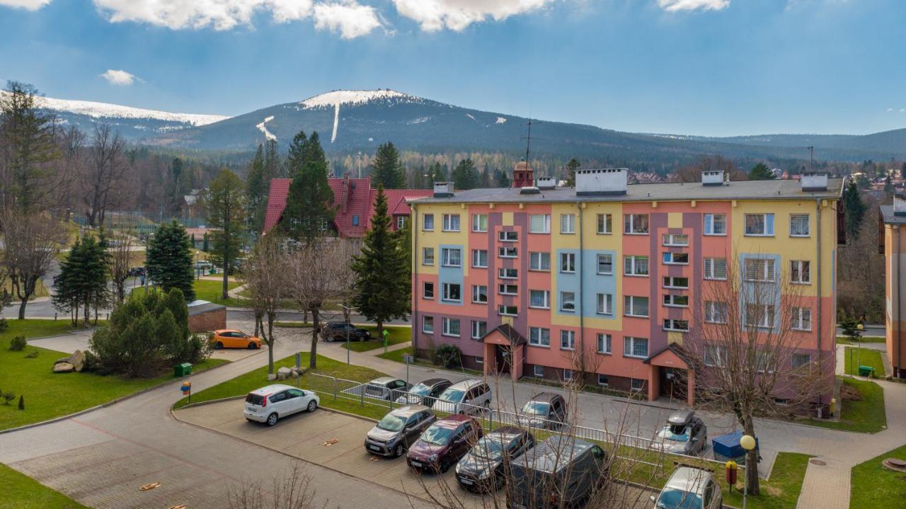 Apartament Centrum Шклярска Поремба Екстериор снимка